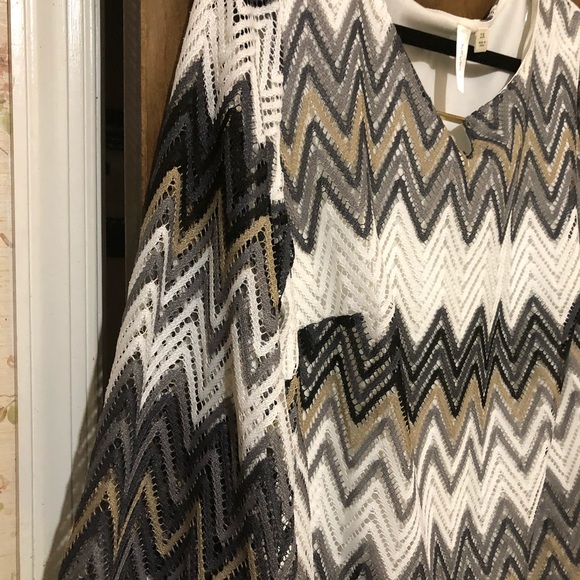 TACERA DRESS - Picture 4 of 6